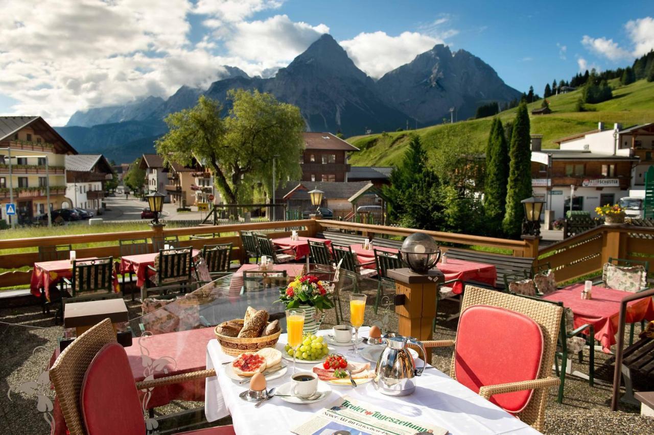 Hotel Bergland Lermoos Exterior photo