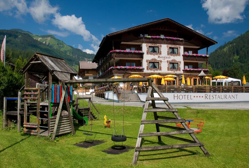 Hotel Bergland Lermoos Exterior photo